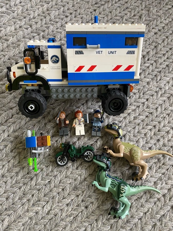 LEGO Jurassic World 75917 - Raptor Capture Truck