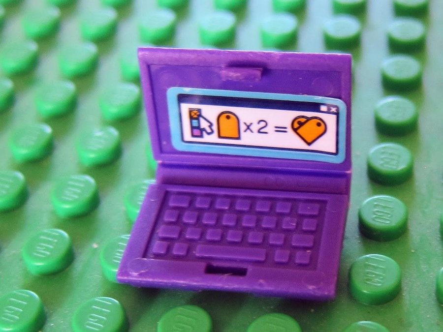 LEGO 1 st laptop data lila