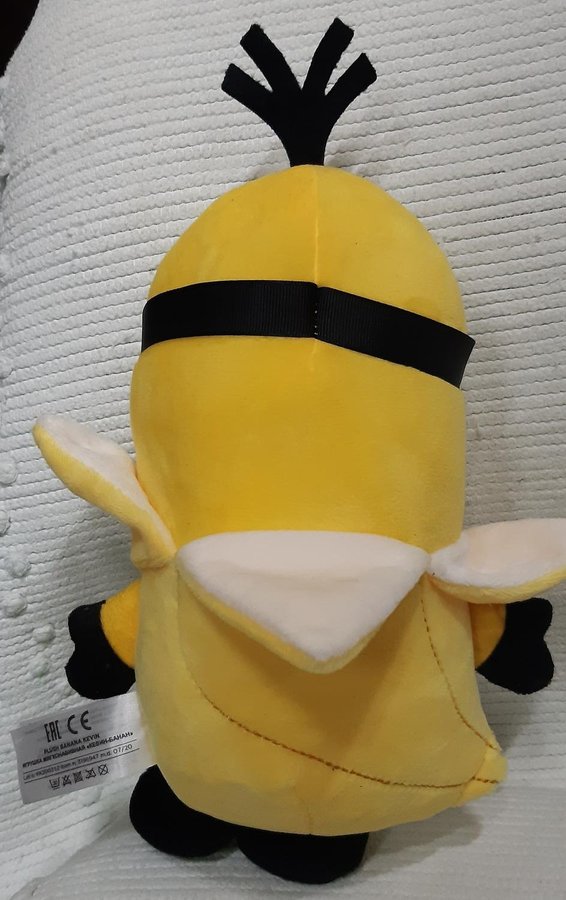 Minions Banan Illumination presents plush doll