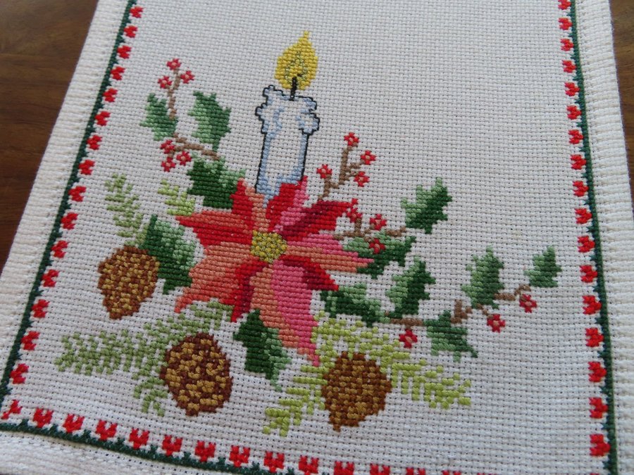 Handbroderad Julduk Löpare Juleljus Julstjärnor