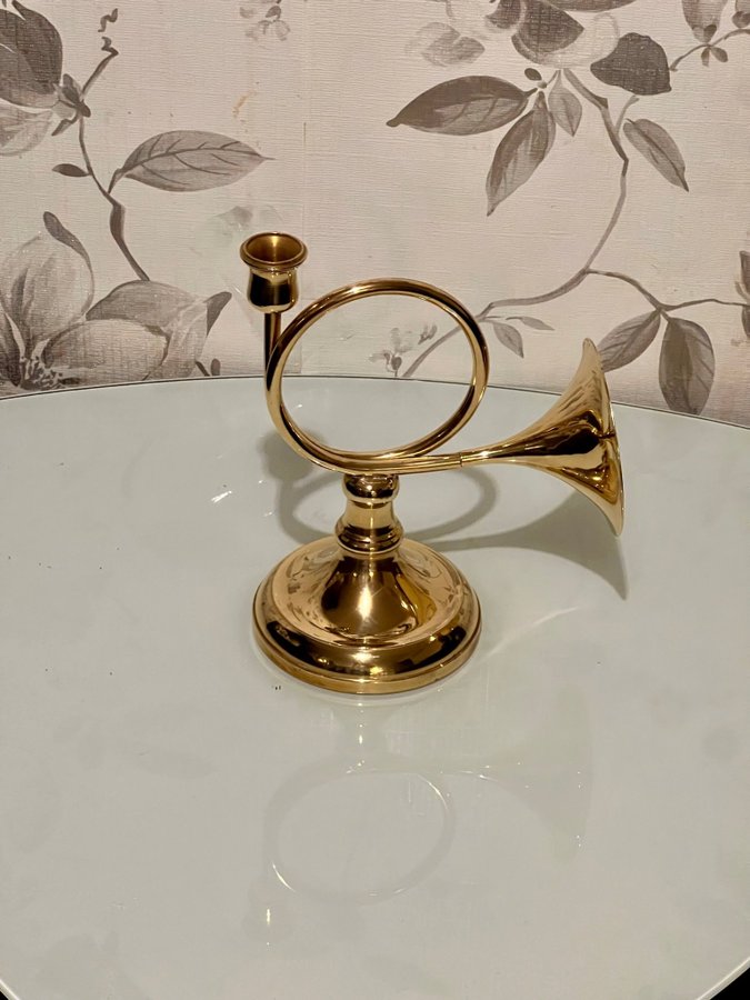 LJUSSTAKE, trumpet/horn, i mässing,tre delar av större modell.