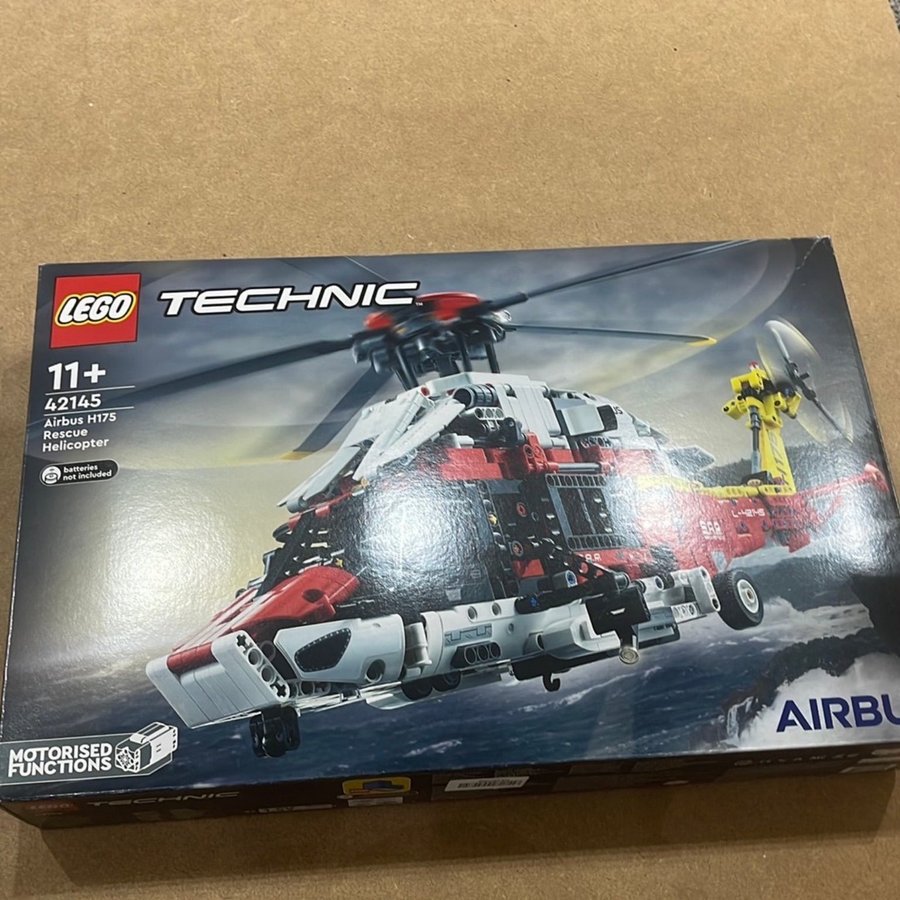 LEGO Technic 42145 Airbus H175 Rescue Helicopter