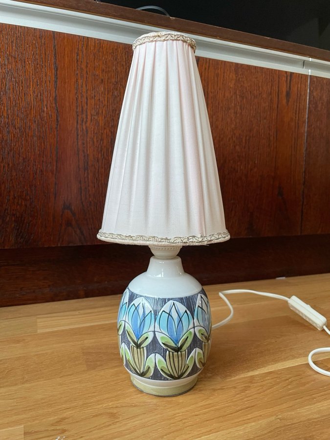 Bordslampa Keramik Sgraffito Tilgmans-stil