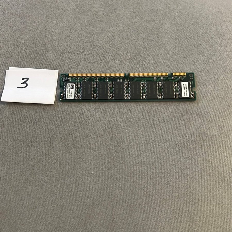 HP 1818-7098 DIMM SDRAM 1Rx8 4Mbx64