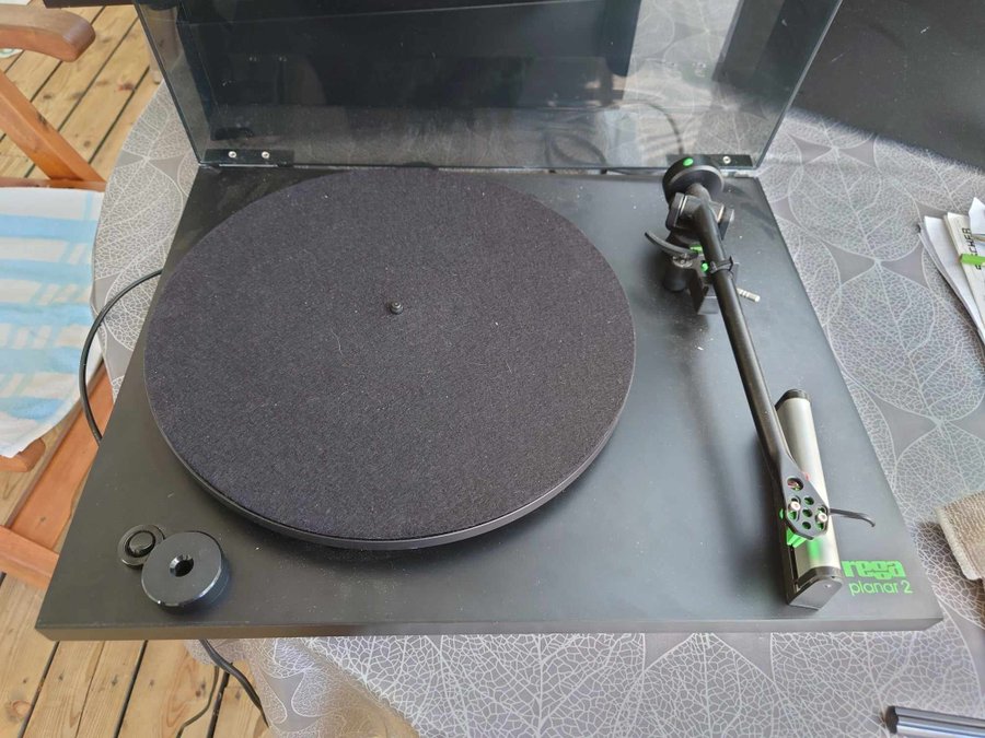 Rega Planar 2