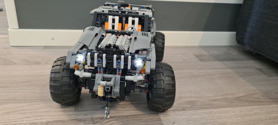 Lego technic 8297 off roader