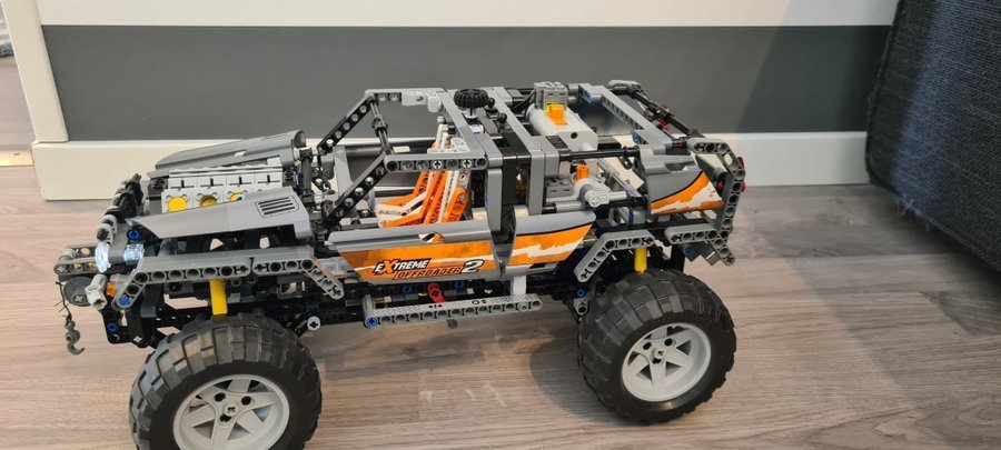 Lego technic 8297 off roader