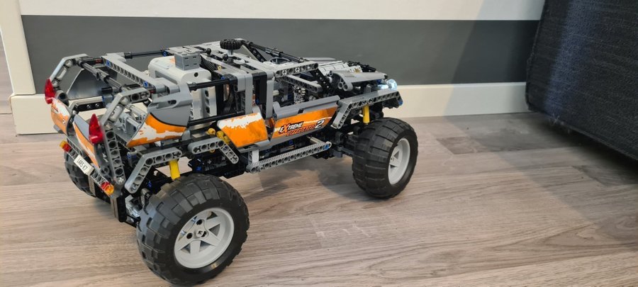 Lego technic 8297 off roader