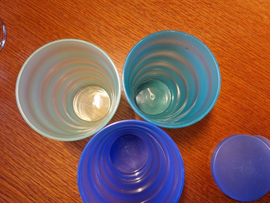 Tupperware muggar med lock