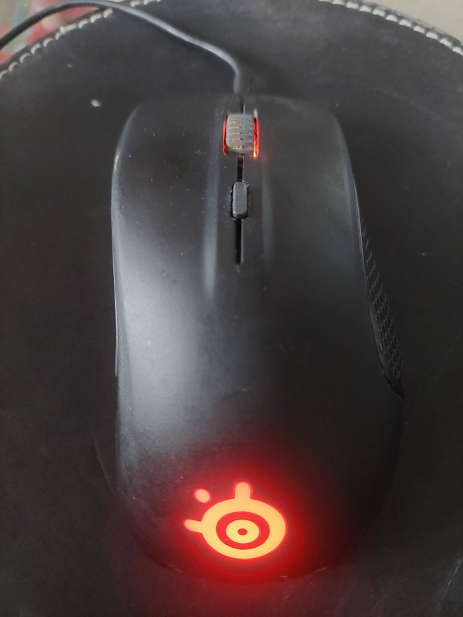 SteelSeries rival 300s mus mouse