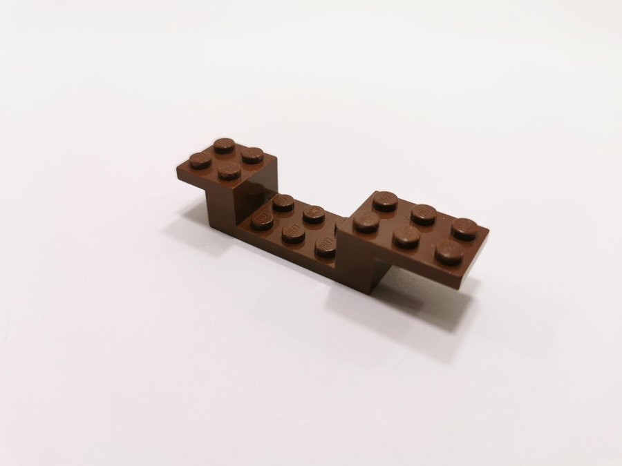 Lego - bracket - vinklad - 8x2x1 1/3 - part 4732 - brun (old brown)