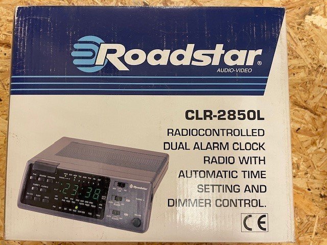 Klockradio Roadstar CLR-2850L Radiostyrd Dubbel Alarm Klocka Radio