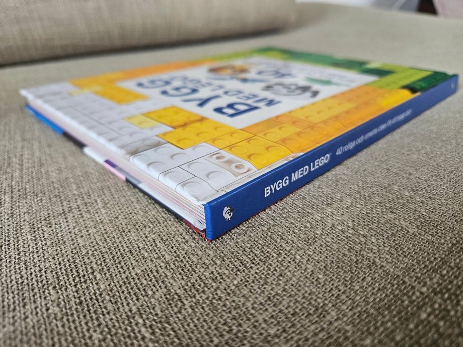 Bygg med LEGO 40 roliga och smarta idéer för att bygga djur bok Warren Elsmore