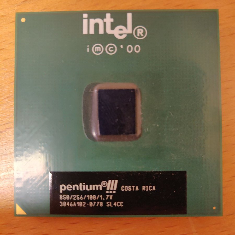 Intel Pentium III 850MHz Processor