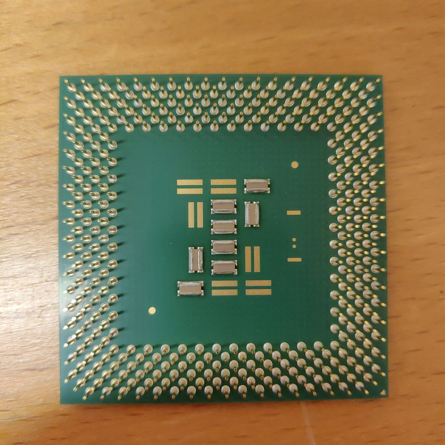 Intel Pentium III 850MHz Processor