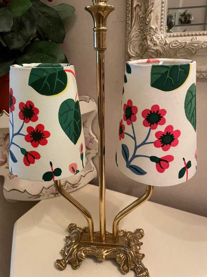 Retro dubbel lampa skärmar Mille Fleurs Josef Frank Svenskt Tenb