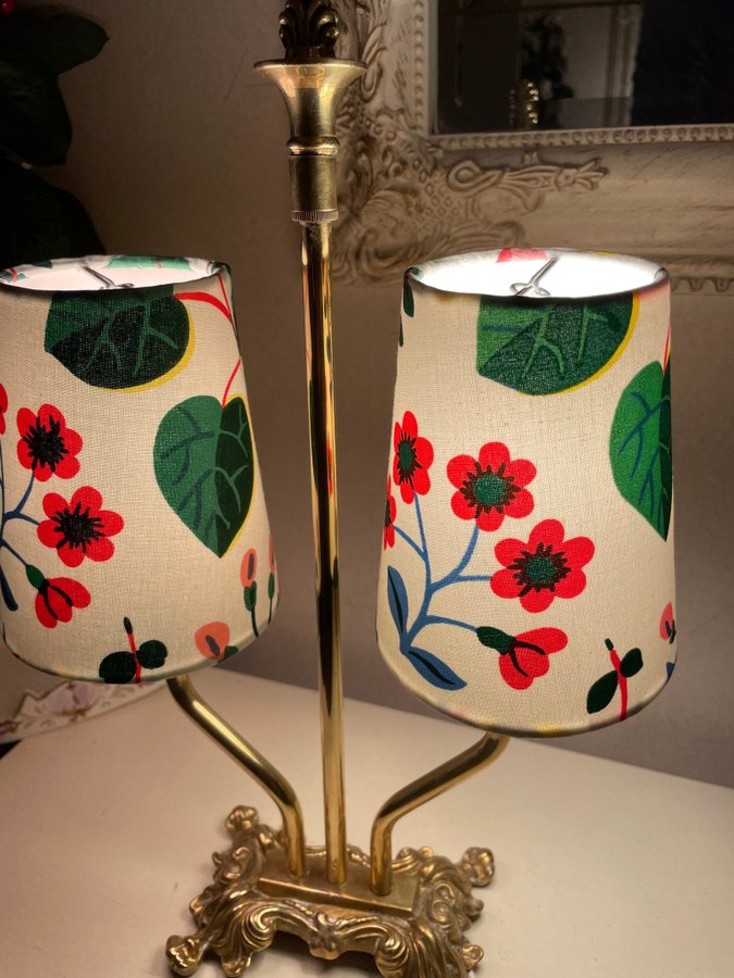 Retro dubbel lampa skärmar Mille Fleurs Josef Frank Svenskt Tenb