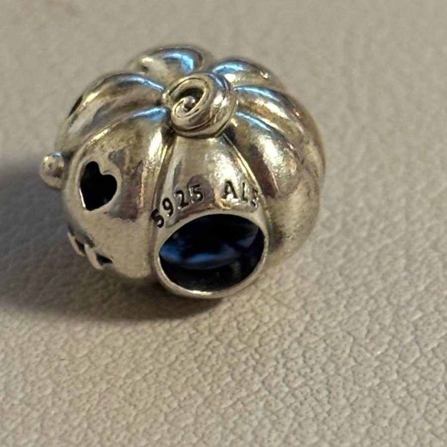 Pandora Charm Pumpa