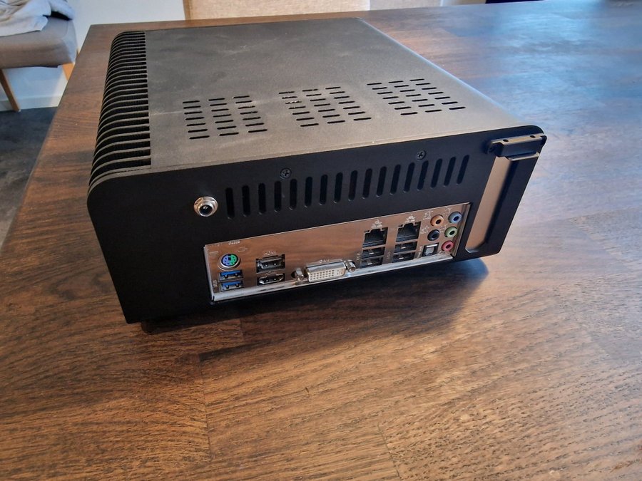 HTPC med Gigabyte GA-B75N + Intel Core i3-3220T + 4GB RAM