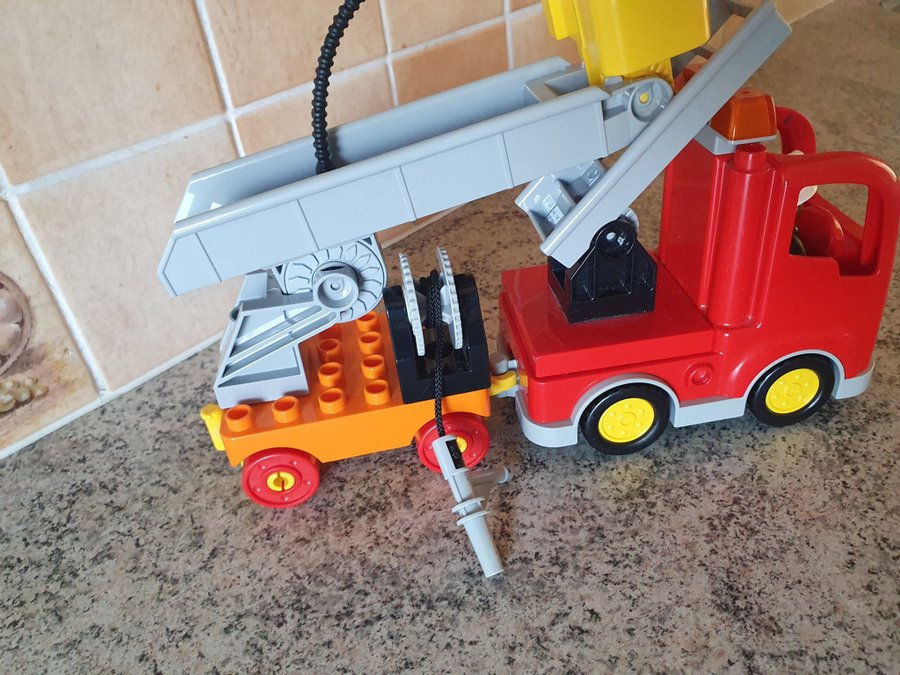 Lego Duplo Brandbil med Stege