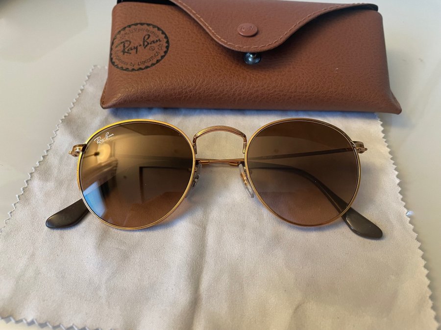 Ray-Ban Solglasögon rb3447