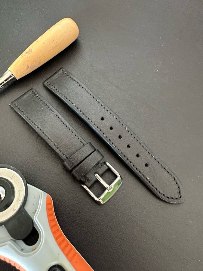 18mm Leather strap