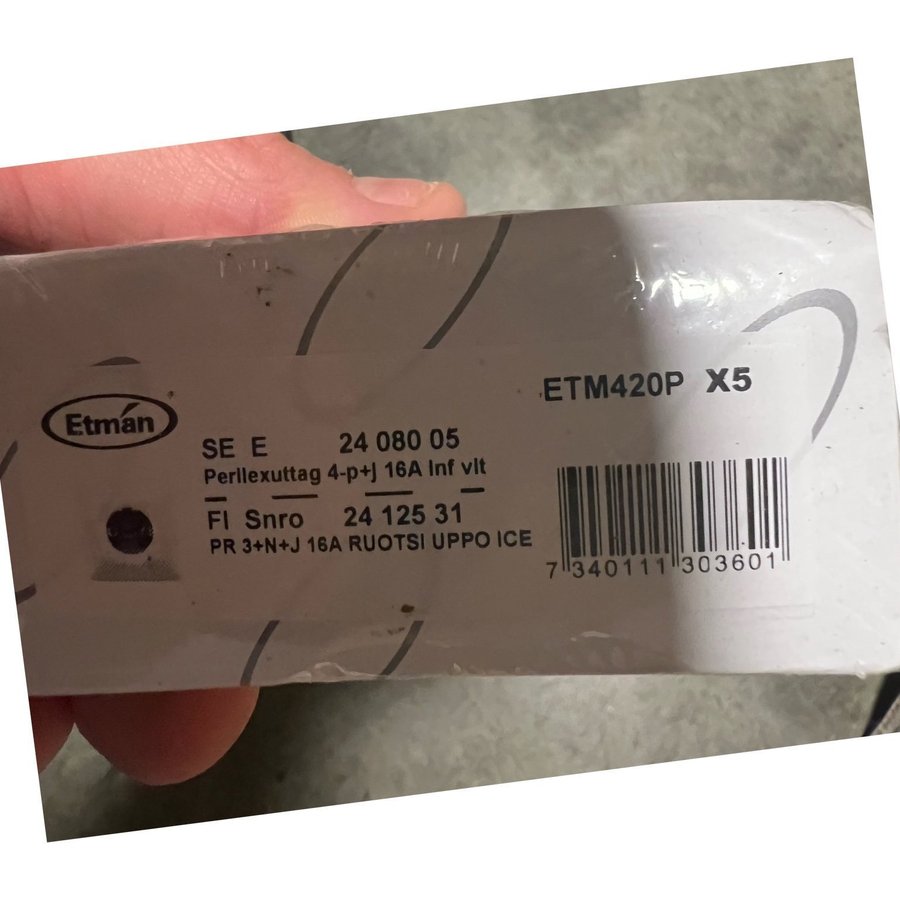 Etman Perilexuttag 4-p+j 16A inf vit