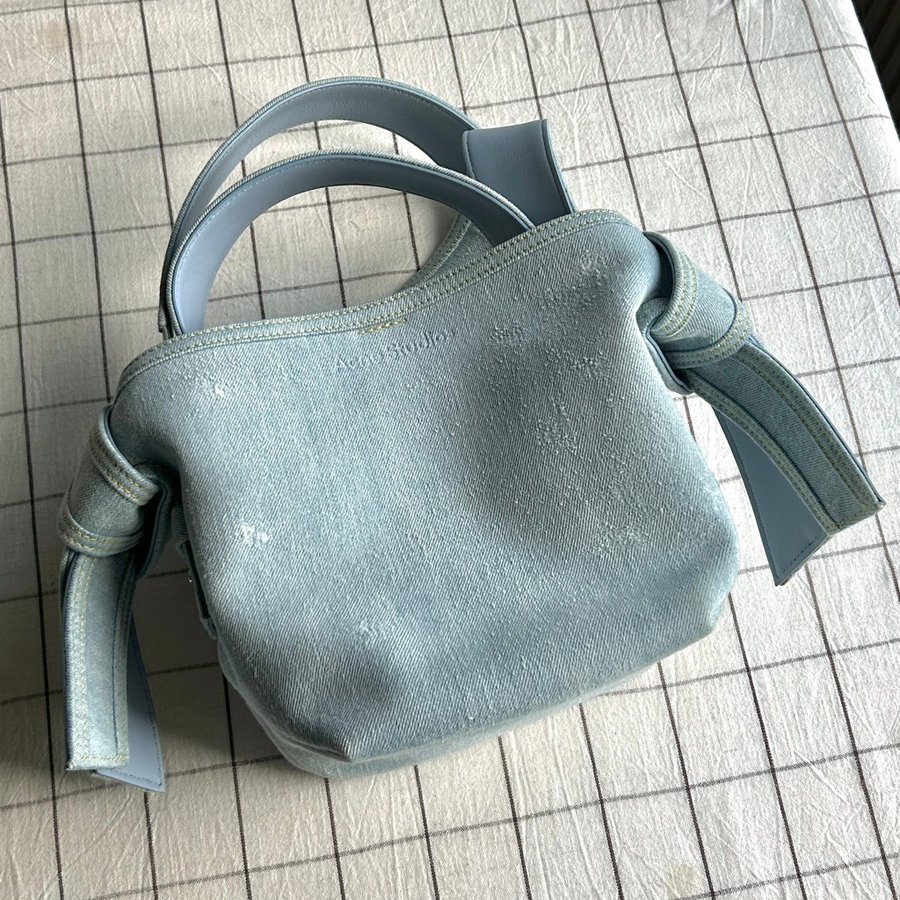 Acne studios Musubi mini bag denim jeans väska