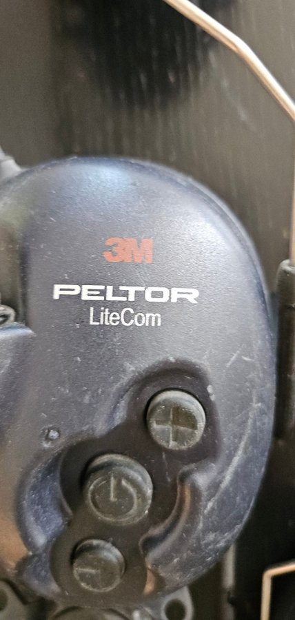 3st par med 3M Peltor LiteCom