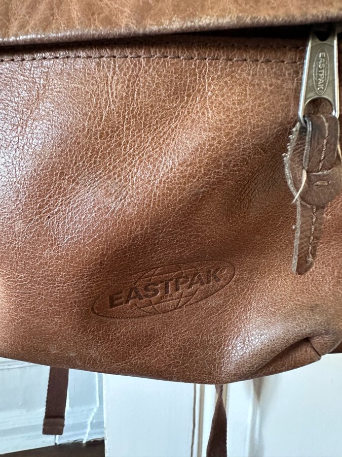 Eastpak ryggsäck läder