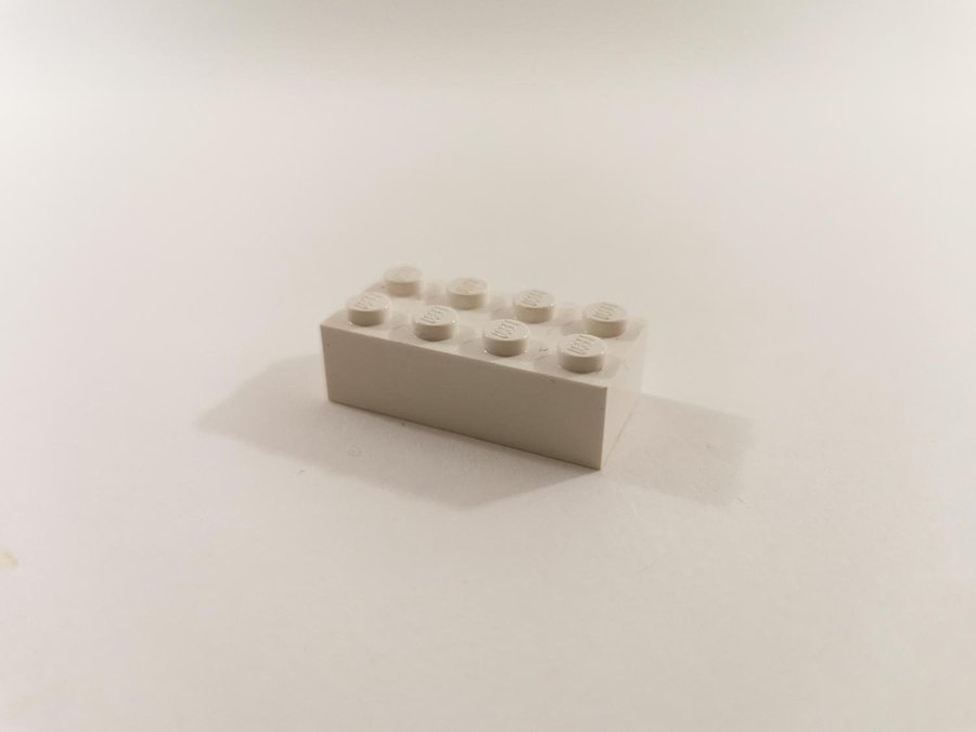 Lego - brick - bas - hög - 2x4 - part 3001 - vit