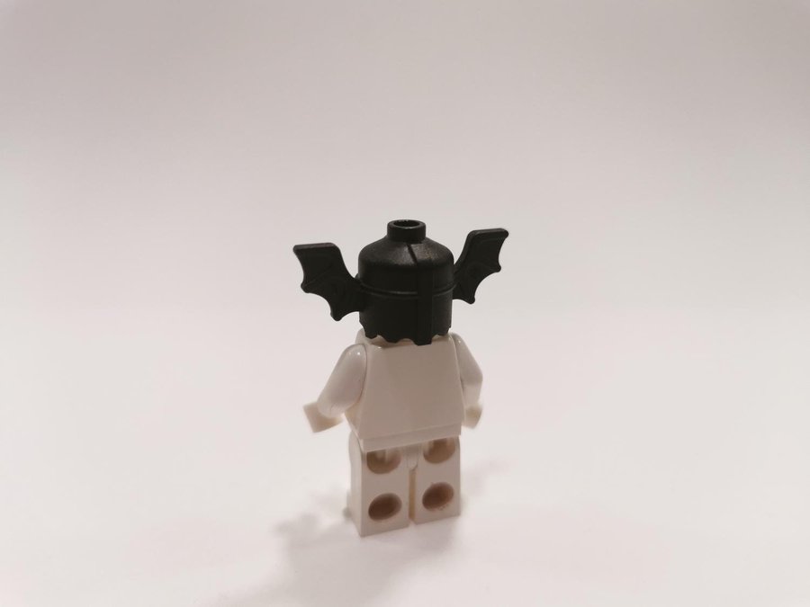 Lego - tillbehör - castle - hjälm - batlord - part30105 - svart