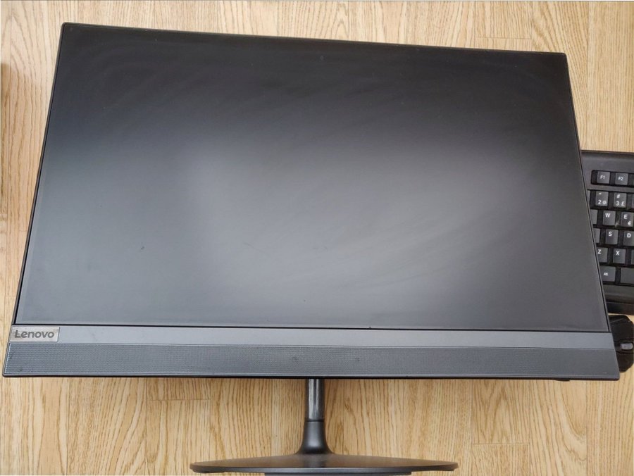 Lenovo All-in-One Dator 49x32