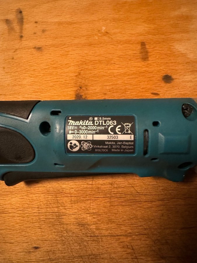 Makita DTL063 vinkelmutterdragare 18V