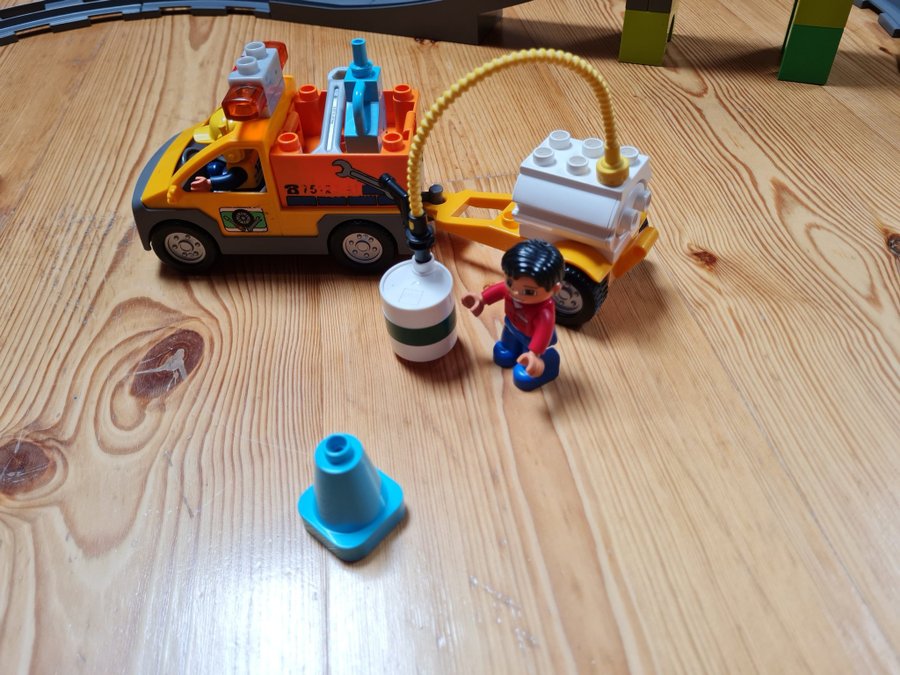 Lego Duplo Tågset med tillbehör