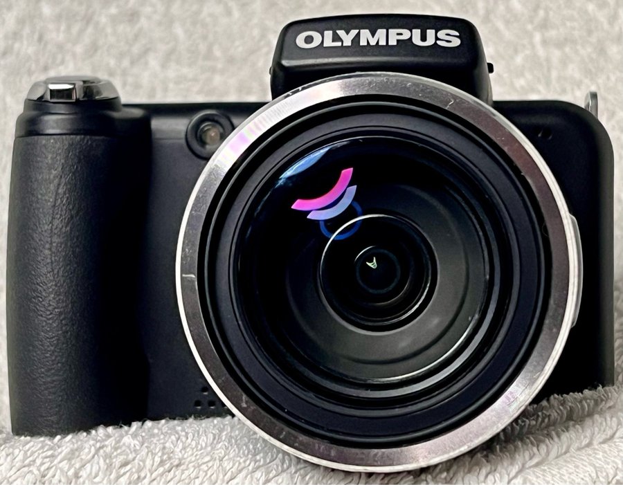 Olympus SP-800UZ Digitalkamera