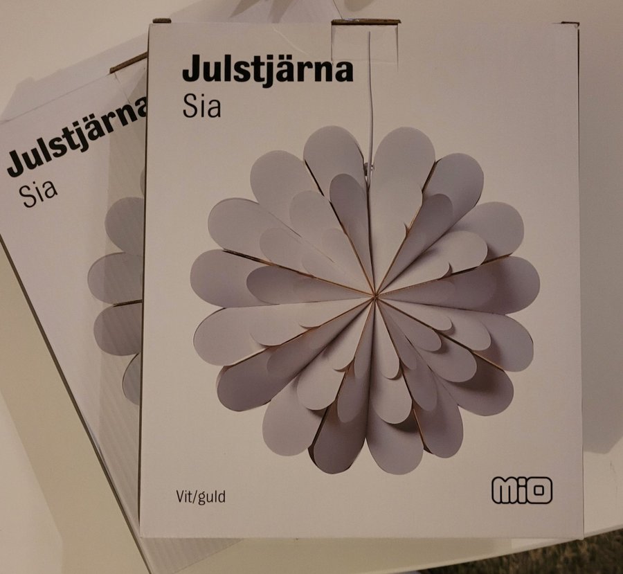 2 st Julstjärnor Sia vit/guld 45 cm