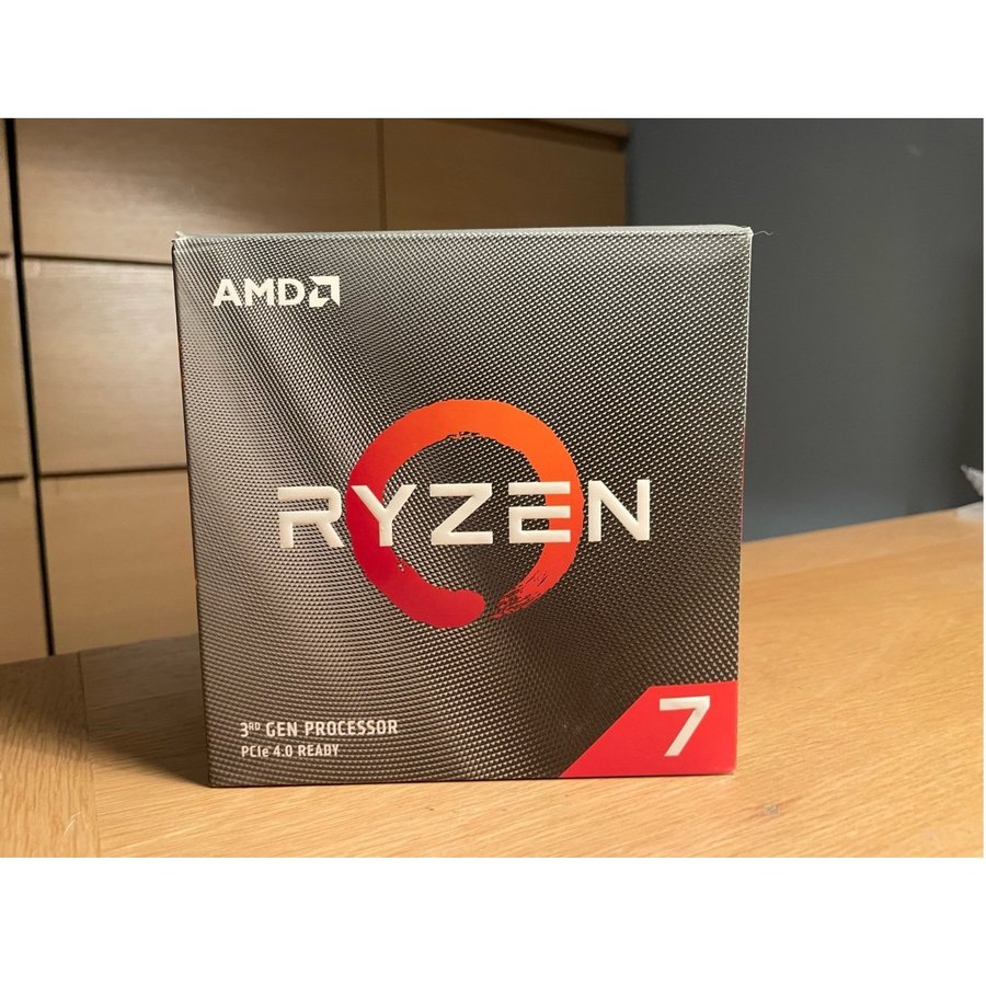 AMD Ryzen 7 3700X