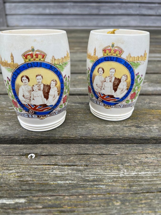 2 st VASER.kröningsminne,Beaker Vase Coronation King George VI Royal Memorabilia