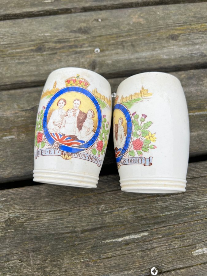 2 st VASER.kröningsminne,Beaker Vase Coronation King George VI Royal Memorabilia