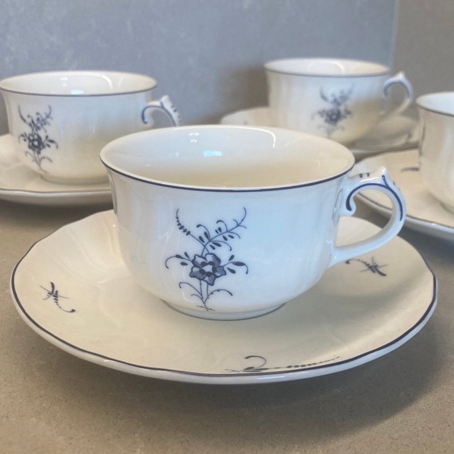 4 KAFFEKOPPAR / tekoppar MED FAT VIEUX LUXENBOURG FRÅN VILLEROY BOCH .