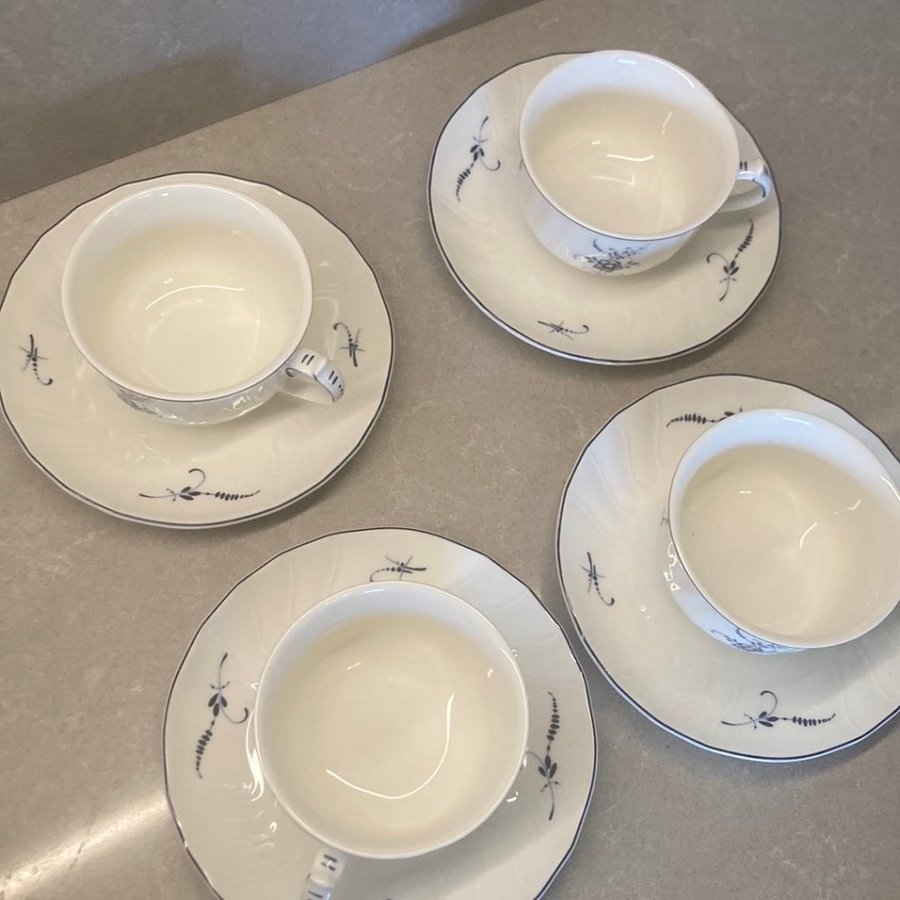 4 KAFFEKOPPAR / tekoppar MED FAT VIEUX LUXENBOURG FRÅN VILLEROY BOCH .