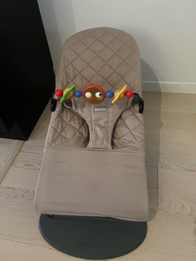 Babybjörn Babysitter