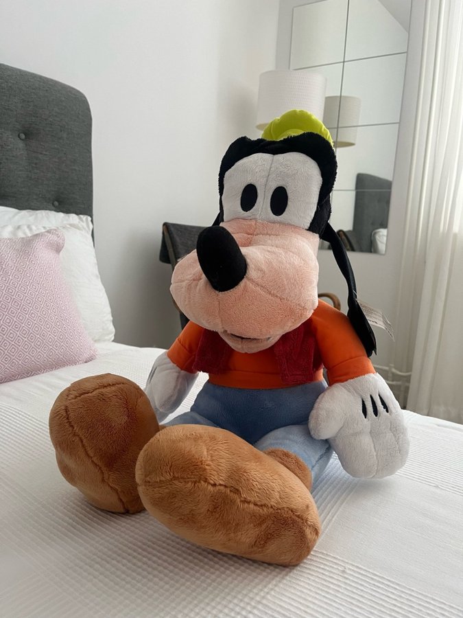 50 cm stort Disney Goofy mjukisdjur - prislapp kvar!