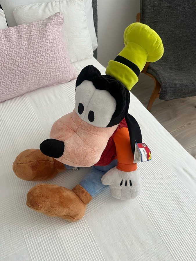 50 cm stort Disney Goofy mjukisdjur - prislapp kvar!