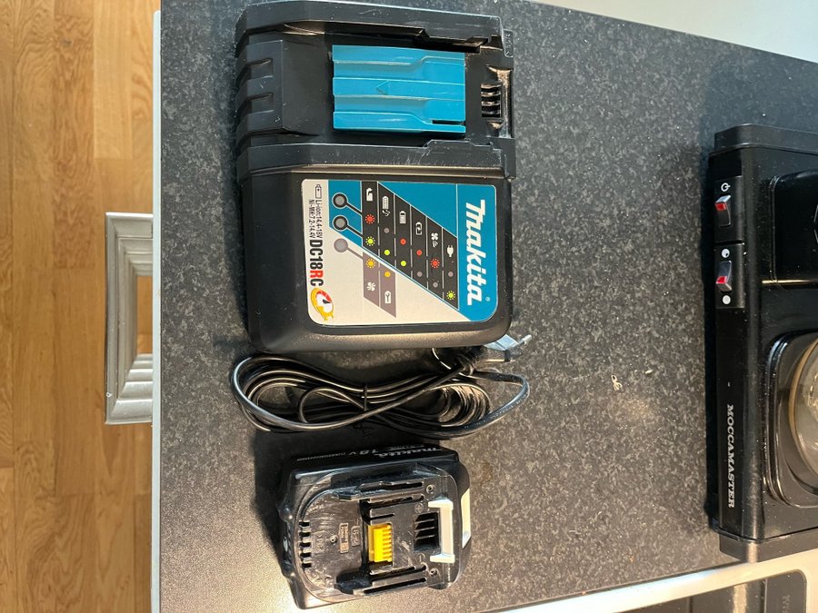 Makita laddstation batteri18v