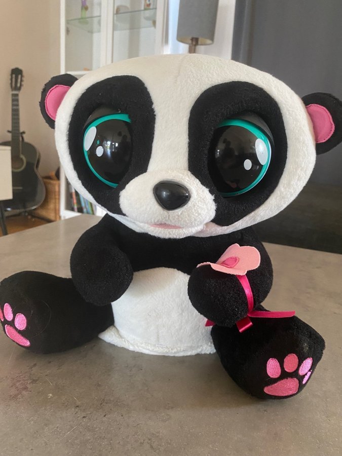 Söt Interaktiv Panda club Petz Yoyo Panda