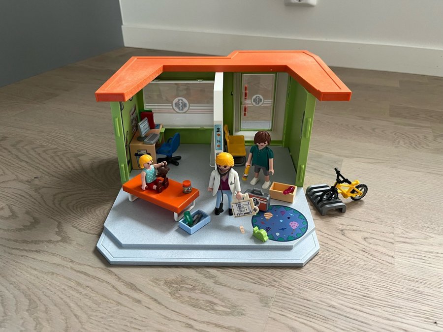 Playmobil - City Life - Barnläkarmottagning