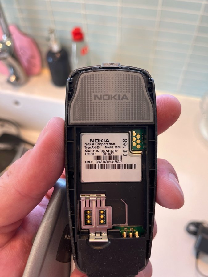 Nokia 2600