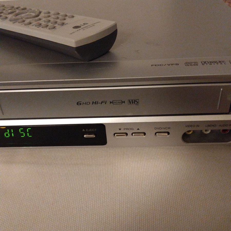 LG, MODELL: V9700, DVD-SPELARE OCH VHS-SPELARE, KOMBO APPARAT